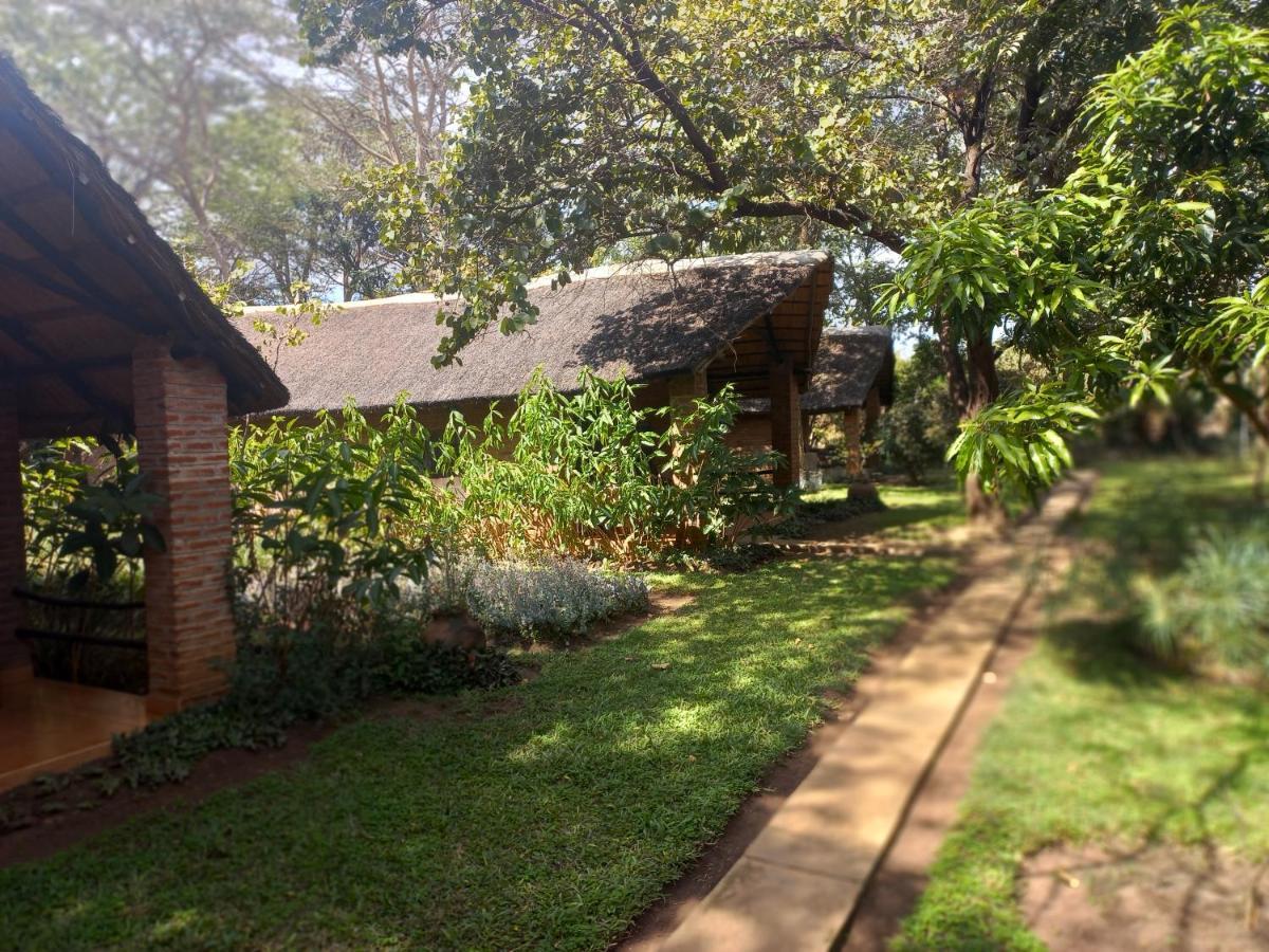 Barefoot Lodge And Safaris - Malawi Lilongwe Exteriör bild