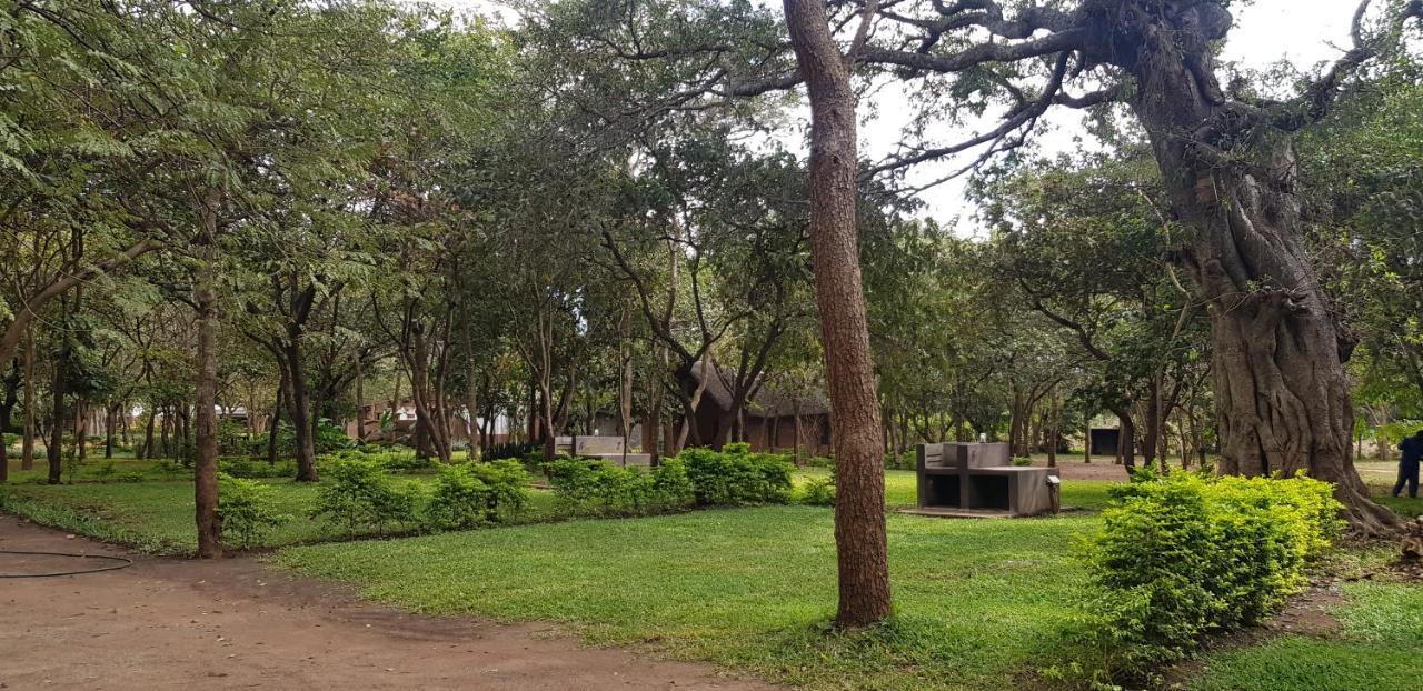 Barefoot Lodge And Safaris - Malawi Lilongwe Exteriör bild